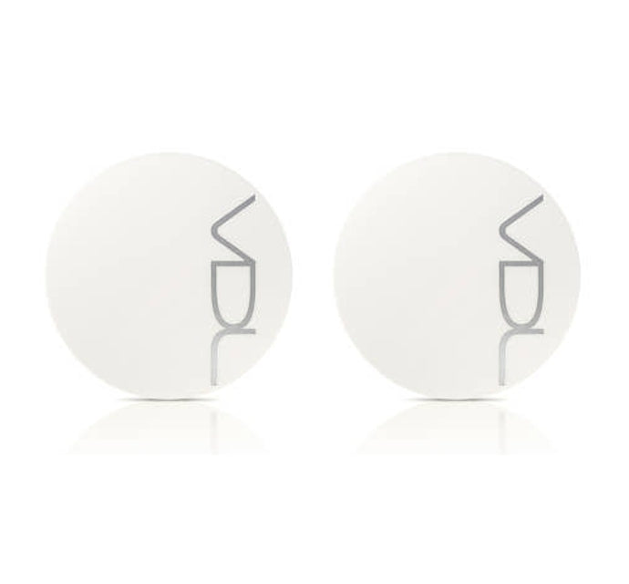 Overview# A Sun Pact that controls sebum and blocks UV rays all at once 2 x 11g SPF35 PA++++ - This items will be shipped fro