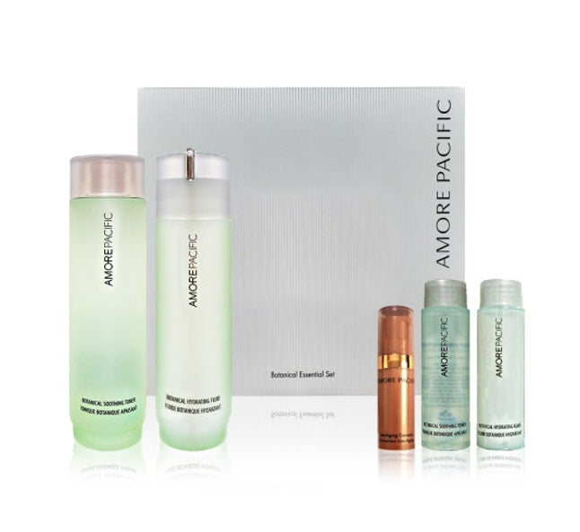 AMOREPACIFIC Botanical Essential Set with natural plant extracts for daily hydration and skin balance