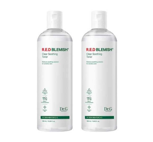 Two bottles of Dr.G Red Blemish Clear Soothing Toner, each labeled 500ml, with a green and white color scheme.
