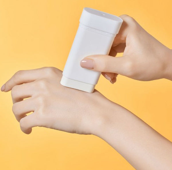ILLIYOON Daily Mineral Sun Stick 20g SPF 50+ PA++++ from Korea