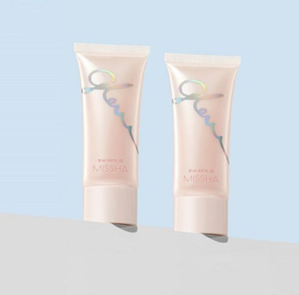 MISSHA Glow Skin Balm 20ml - 4‑in‑1 Moisturizer, Primer & Glow Cream, K‑Beauty Base for Glass Skin from Korea