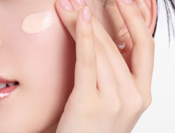 Mamonde Flora Glow Rose Tinted Sun Serum