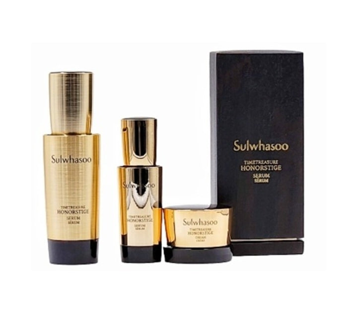 Sulwhasoo Timetreasure Honorstige Serum Special Set with luxurious packaging, featuring anti-aging Korean red ginseng skincare.