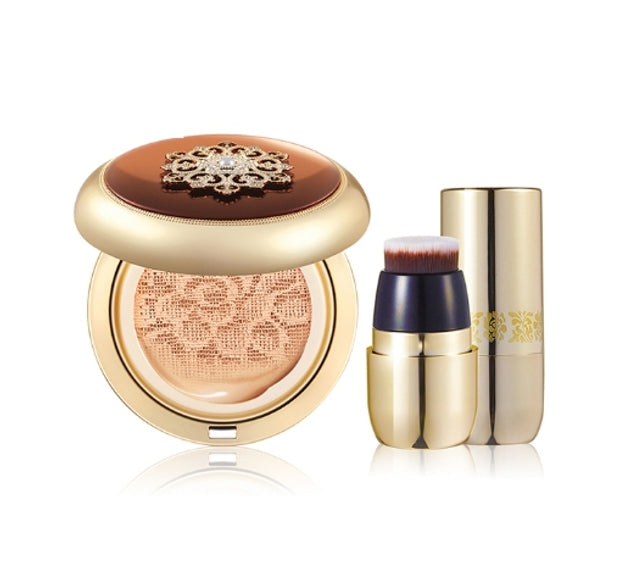 The History of Whoo Cheongidan Hwahyun Radiant Essence Cushion compact for brightening, hydration, and anti-aging coverage