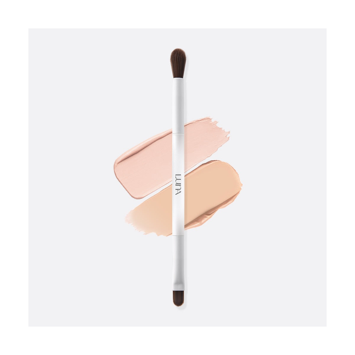 LUNA Dual Conceal Blending Brush double-ended